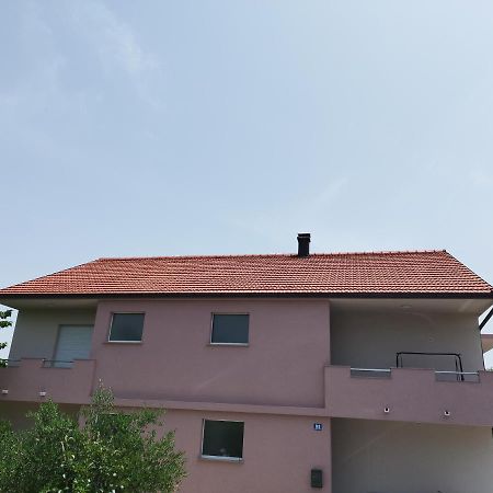 Apartman Hope Zmijavci Exteriér fotografie