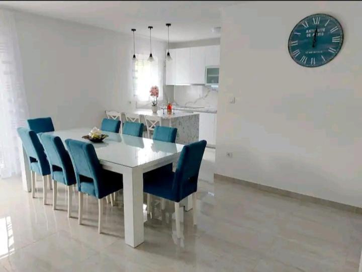 Apartman Hope Zmijavci Exteriér fotografie
